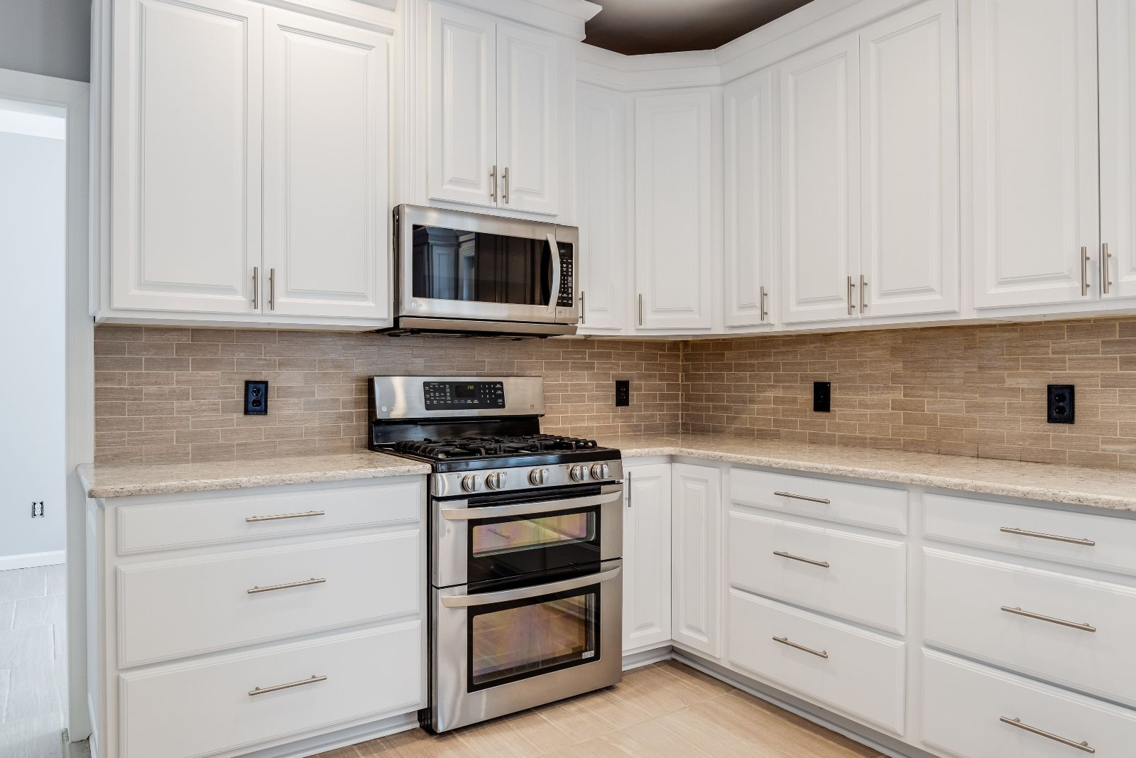 Copy of 0Q6A8813 Interior Painting